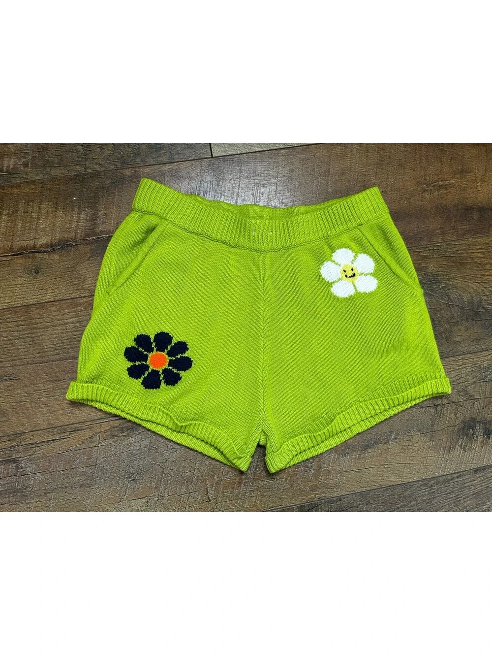525 America Knit Shorts Lime Green Daisy Smiley Face Floral Intarsia Sz S